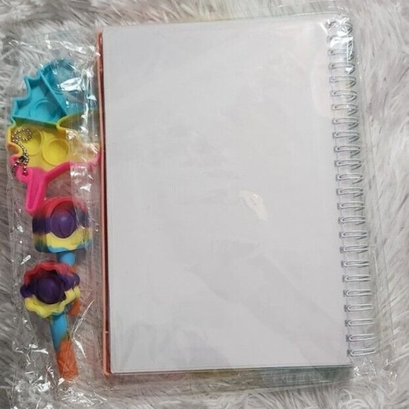 Pop It Book NEW! Pop It Cover Note Book, keychain,  2 pencil top - Picture 2 of 2
